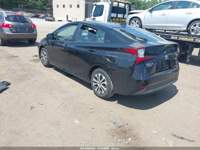 2020 TOYOTA PRIUS LE AWD-E 3