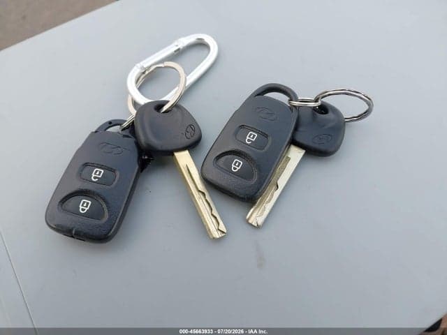 2017 HYUNDAI ACCENT SE 11