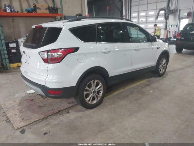 2018 FORD ESCAPE SE 4