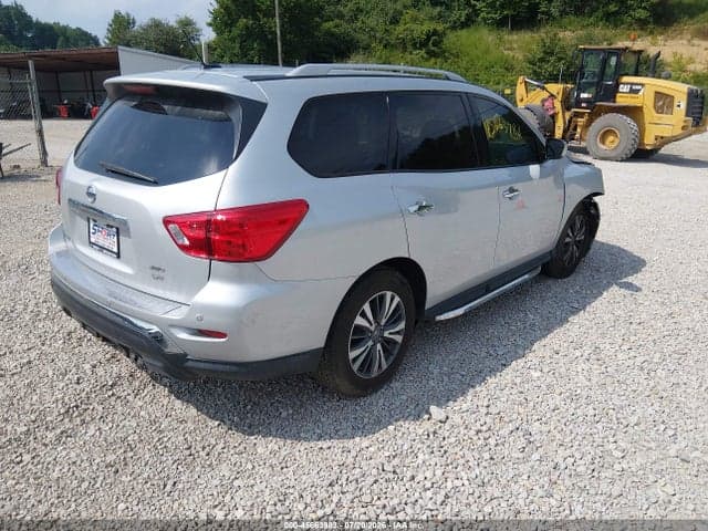 2018 NISSAN PATHFINDER SV 4