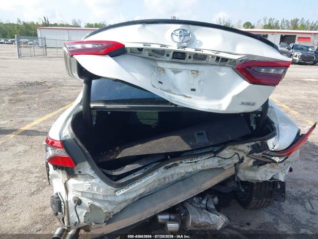 2022 TOYOTA CAMRY XSE 6