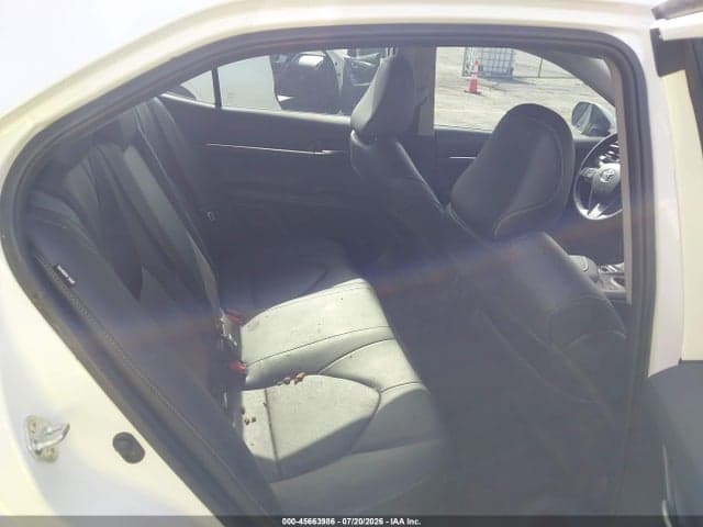 2022 TOYOTA CAMRY XSE 8