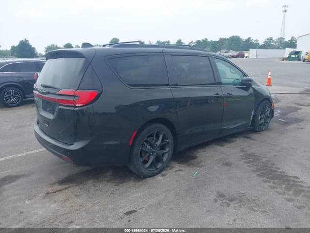 2021 CHRYSLER PACIFICA TOURING L 4