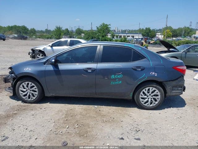 2018 TOYOTA COROLLA LE 13