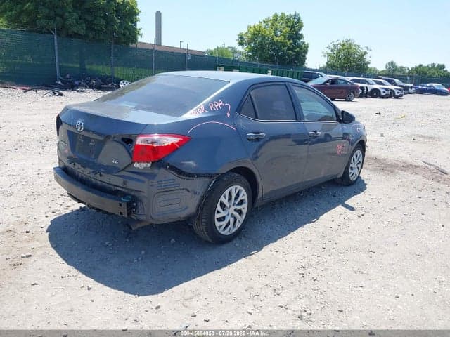 2018 TOYOTA COROLLA LE 4