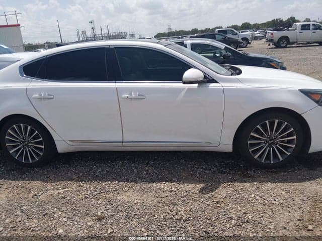 2018 KIA CADENZA PREMIUM 13