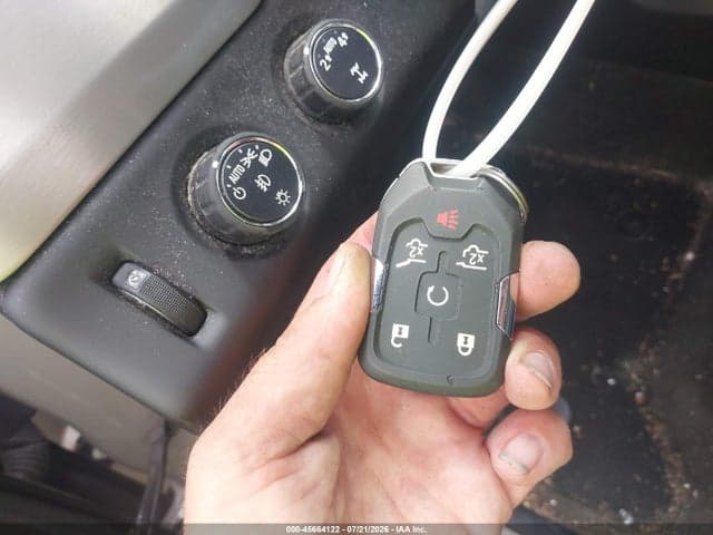 2017 GMC YUKON XL SLT 11