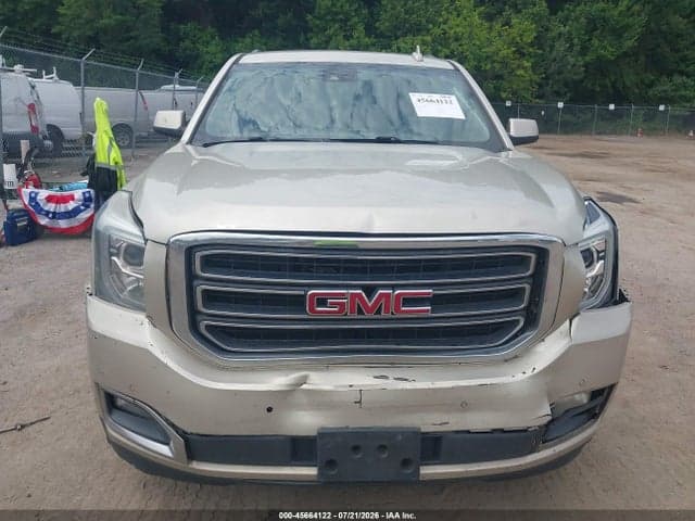 2017 GMC YUKON XL SLT 13