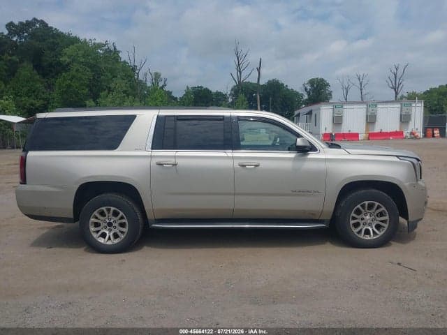 2017 GMC YUKON XL SLT 14