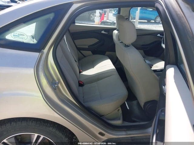 2018 FORD FOCUS SE 9