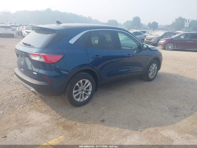2020 FORD ESCAPE SE 4