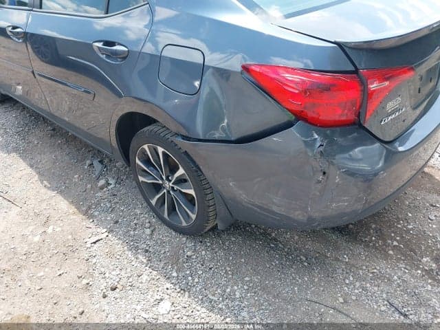 2017 TOYOTA COROLLA SE 17