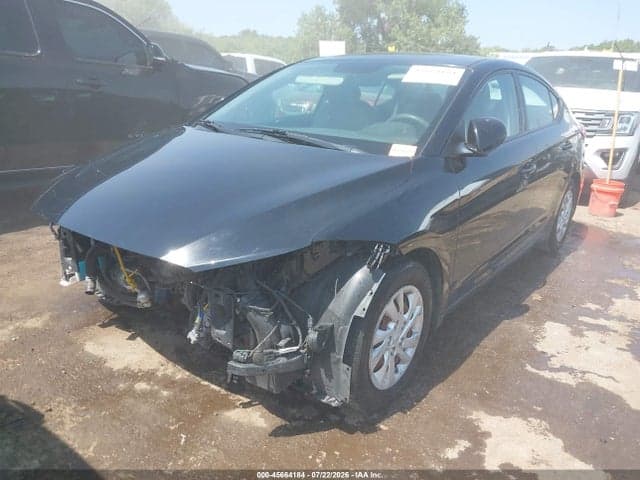 2018 HYUNDAI ELANTRA SE 2