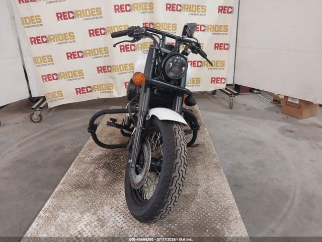2020 HONDA VT750 C2B 5