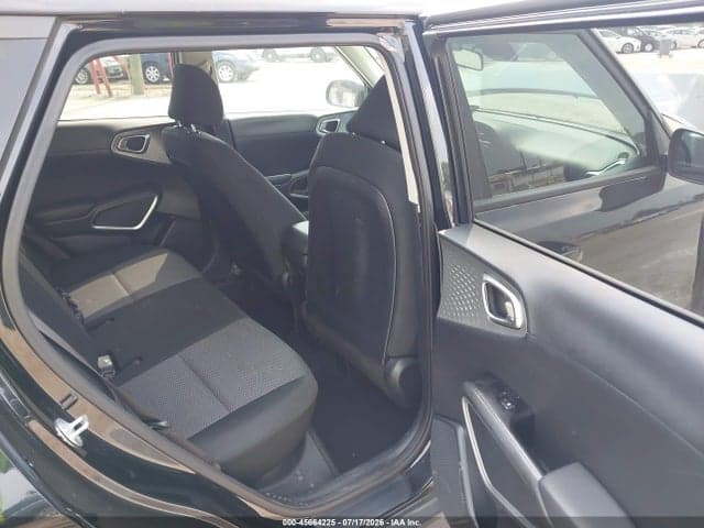 2023 KIA SOUL LX 8