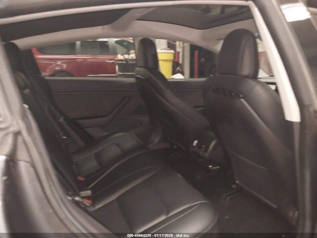2019 TESLA MODEL 3 LONG RANGE/PERFORMANCE 8