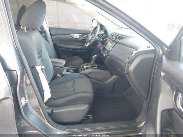 2017 NISSAN ROGUE SV 5