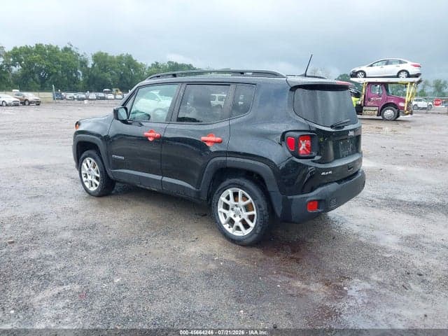 2020 JEEP RENEGADE LATITUDE 4X4 3