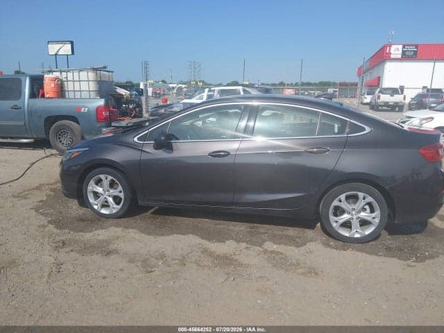2017 CHEVROLET CRUZE PREMIER AUTO 14