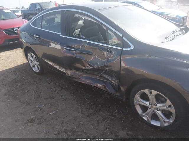2017 CHEVROLET CRUZE PREMIER AUTO 6