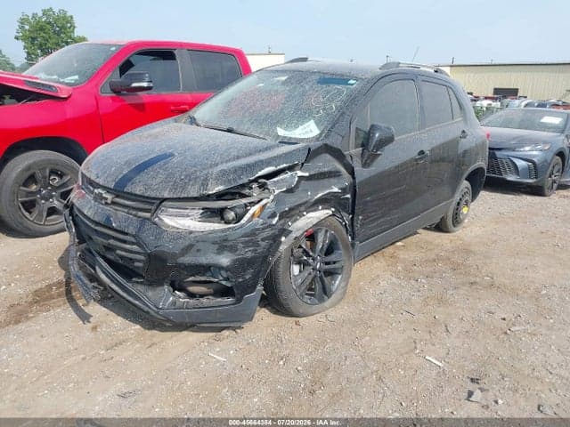 2020 CHEVROLET TRAX FWD LT 2