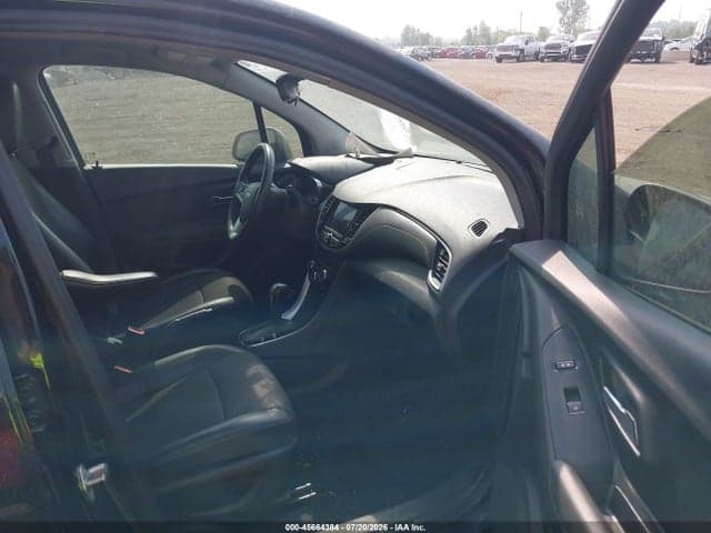 2020 CHEVROLET TRAX FWD LT 5