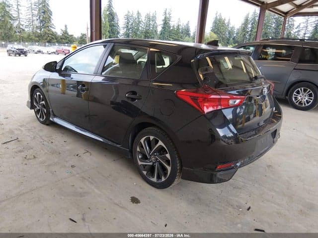 2017 TOYOTA COROLLA IM 3