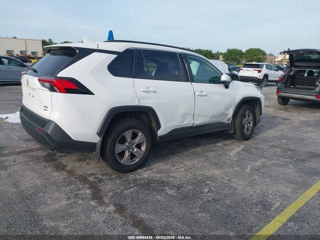 2025 TOYOTA RAV4 XLE 4