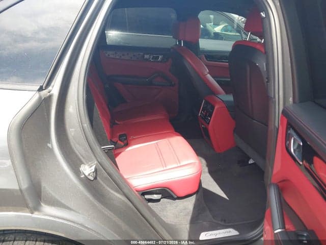 2022 PORSCHE CAYENNE PLATINUM EDITION 8