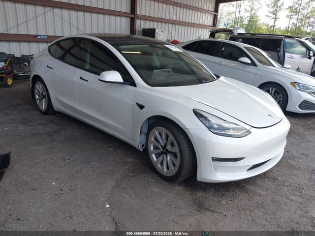 2021 TESLA MODEL 3 STANDARD RANGE PLUS REAR-WHEEL DRIVE 1