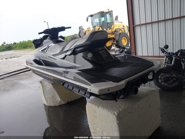 2018 YAMAHA PERSONAL WATERCRAFT 3