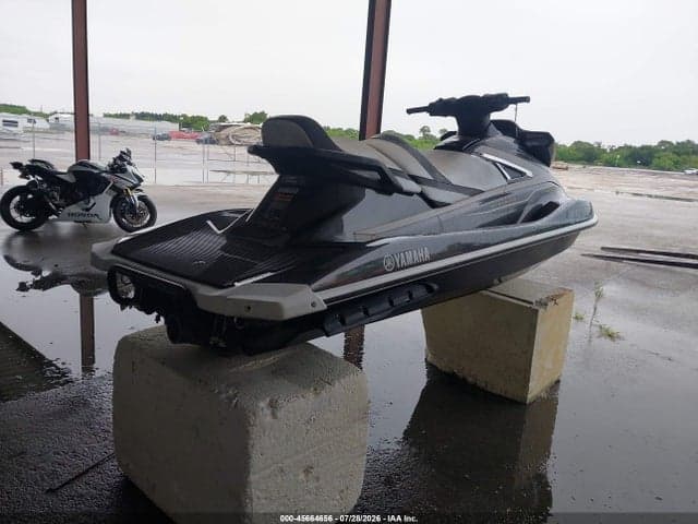 2018 YAMAHA PERSONAL WATERCRAFT 4