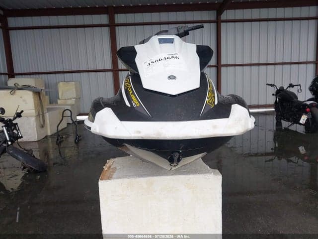 2018 YAMAHA PERSONAL WATERCRAFT 6