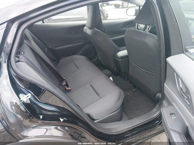 2025 TOYOTA PRIUS LE 8