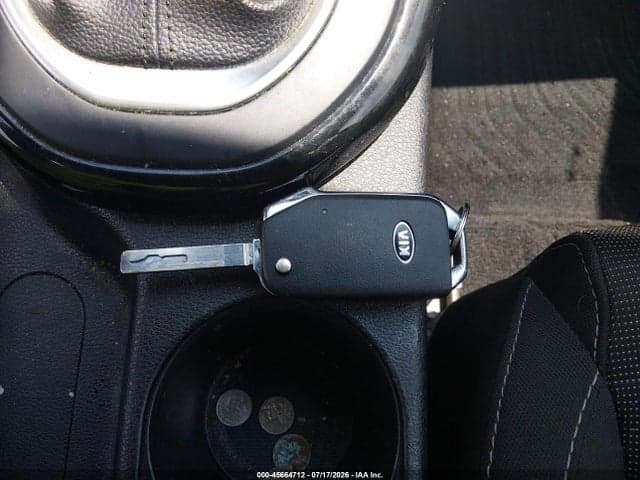 2019 KIA FORTE S 11