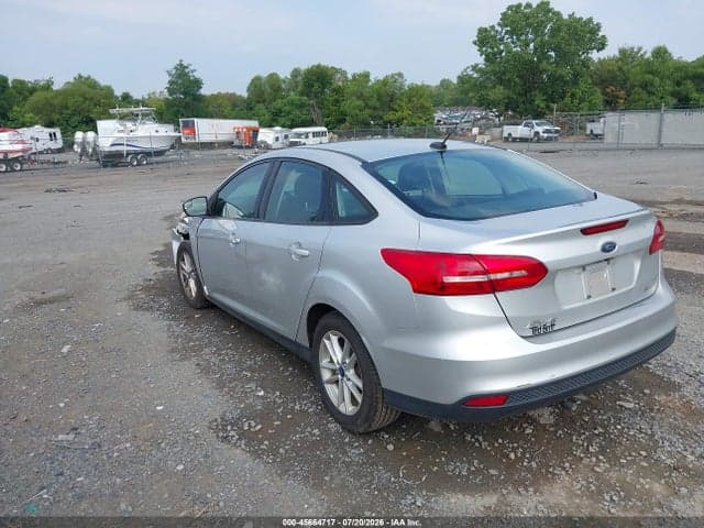 2017 FORD FOCUS SE 3