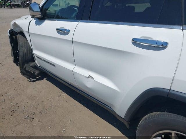 2018 JEEP GRAND CHEROKEE LIMITED 4X4 17