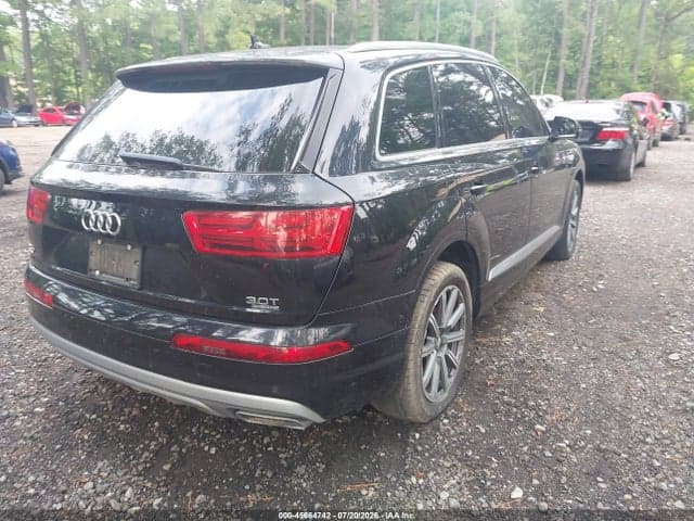 2017 AUDI Q7 3.0T PREMIUM 4