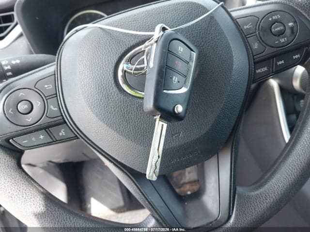 2021 TOYOTA RAV4 LE 11