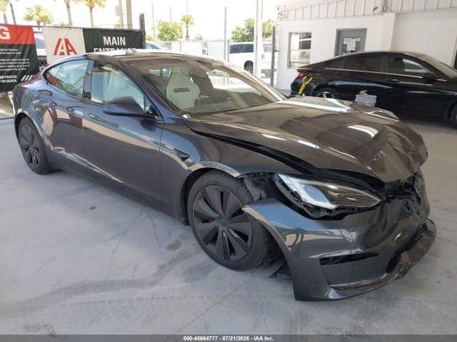 2025 TESLA MODEL S PLAID 1