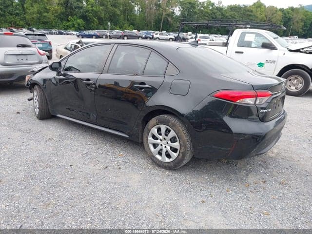 2022 TOYOTA COROLLA LE 3