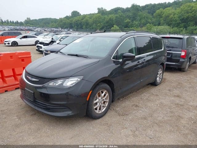 2020 CHRYSLER VOYAGER LXI 2