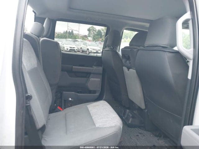 2023 FORD F-150 XLT 8