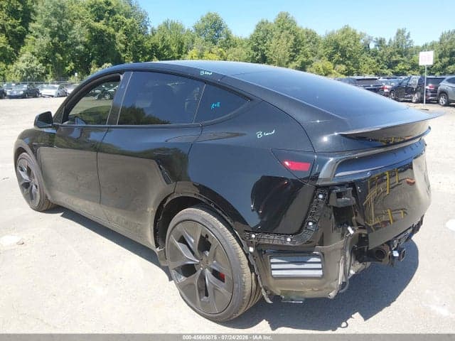 2026 TESLA MODEL Y PERFORMANCE ALL-WHEEL DRIVE 3