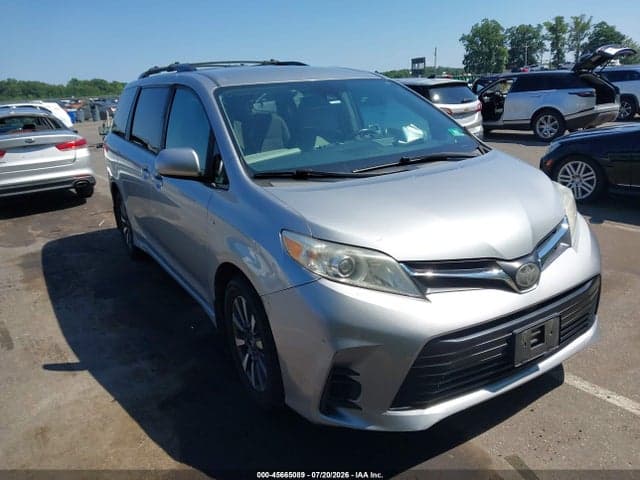 2018 TOYOTA SIENNA LE 7 PASSENGER - 1