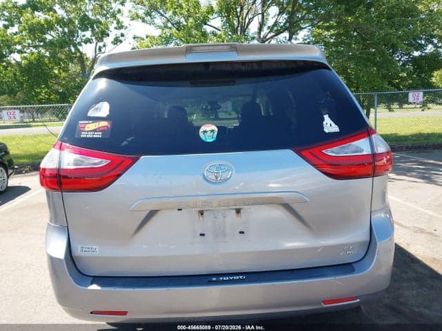 2018 TOYOTA SIENNA LE 7 PASSENGER 16