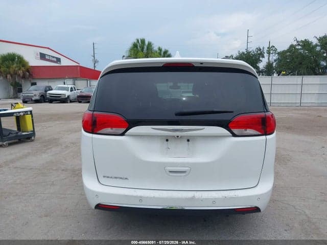 2017 CHRYSLER PACIFICA TOURING-L 16