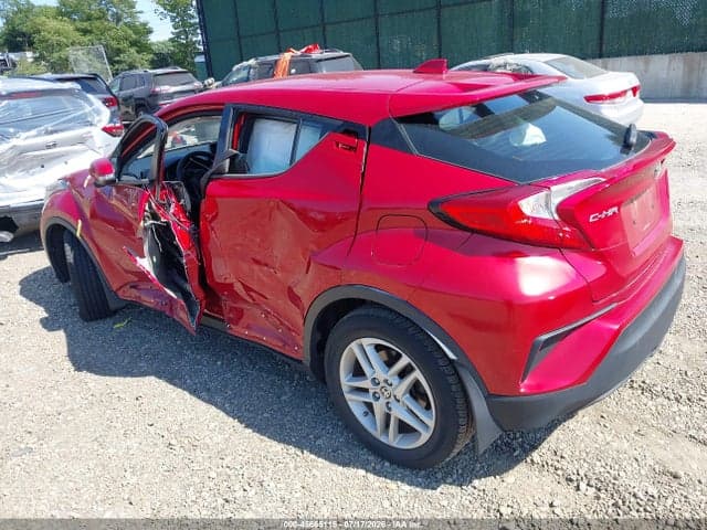 2020 TOYOTA C-HR LE 3