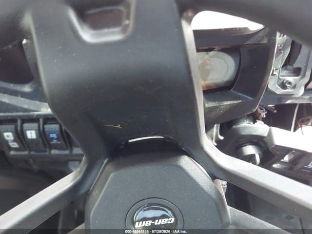 2024 CAN-AM DEFENDER LIMITED CAB HD10 7