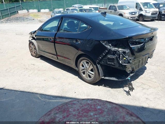 2020 HYUNDAI ELANTRA SEL 3